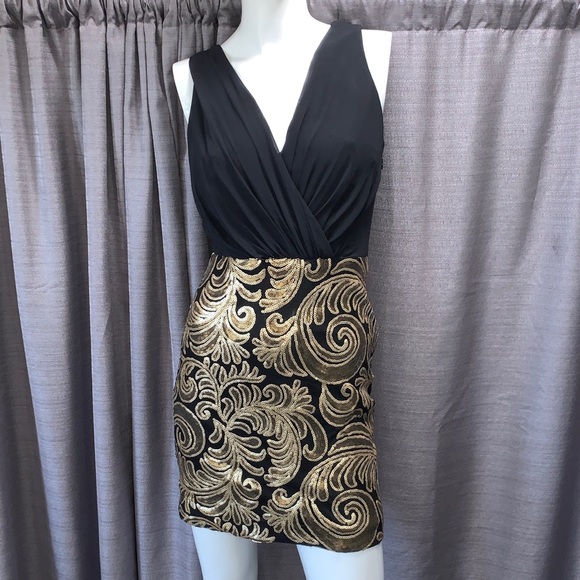Laundry By Shelli Segal Dresses & Skirts - Laundry By Shelli Segal Sequence Cocktail Dress